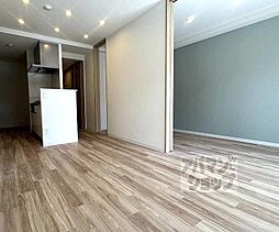 京都市営烏丸線 丸太町駅 徒歩7分の賃貸マンション 1階1LDKのリビング/ダイニング