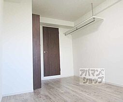 フラッティ衣笠 205 2階1Kのリビング/ダイニング