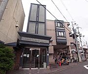 出町柳駅より徒歩7分 1階 築30年10ヶ月の賃貸物件