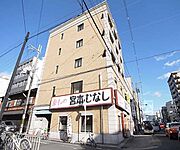 丸太町駅より徒歩3分 4階 築23年10ヶ月の賃貸物件