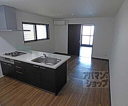 京都地下鉄東西線 二条城前駅 徒歩6分の賃貸マンション 1階1LDKのリビング/ダイニング