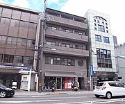 丸太町駅より徒歩1分 5階 築26年7ヶ月の賃貸物件