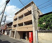 出町柳駅より徒歩4分 築20年8ヶ月 4階建の賃貸物件