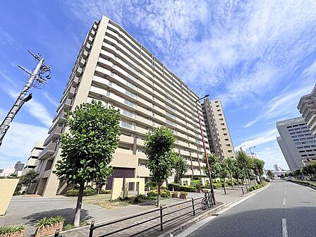 ●総戸数255戸の大規模マンション【ザ・ウエステージ大阪】