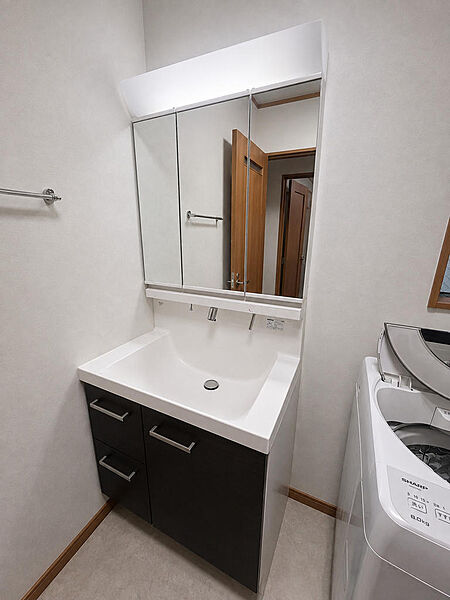 ※AIを使った家具消し加工写真です。