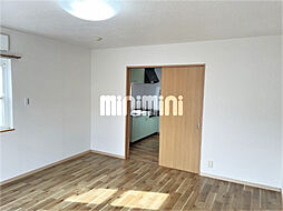 フレンズ 2階1Kのリビング/ダイニング