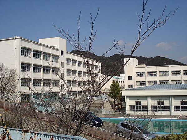 神戸市立高倉中学校