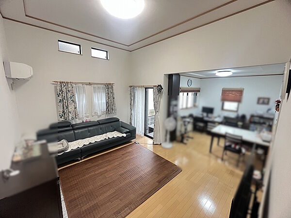 リビング/ダイニングを拡大表示