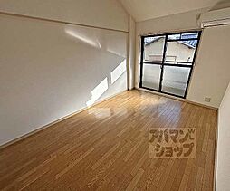 京阪本線 丹波橋駅 徒歩3分の賃貸マンション 3階1Kのリビング/ダイニング