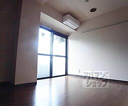 阪急京都本線 西京極駅 徒歩1分の賃貸マンション 5階1Kのリビング/ダイニング