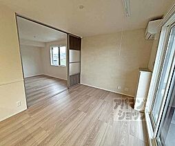 京阪宇治線 六地蔵駅 徒歩7分の賃貸アパート 2階1LDKのリビング/ダイニング