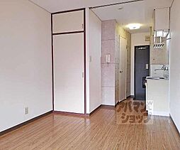 京阪本線 丹波橋駅 徒歩10分の賃貸マンション 1階1Kのリビング/ダイニング