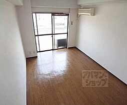 近鉄京都線 桃山御陵前駅 徒歩3分の賃貸マンション 3階1Kのリビング/ダイニング