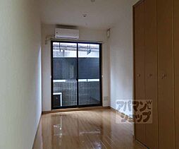 プルーリオン山科駅前 105 1階ワンルームのリビング/ダイニング