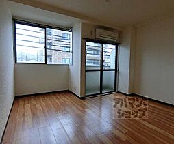 JR山陰本線 花園駅 徒歩10分の賃貸マンション 3階1Kのリビング/ダイニング