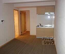 クレアーレ五条大宮 102 1階1LDKのリビング/ダイニング