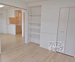 JR東海道・山陽本線 長岡京駅 徒歩28分の賃貸アパート 2階1LDKのリビング/ダイニング