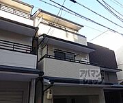 京都駅より徒歩6分 築20年2ヶ月 3階建の賃貸物件