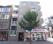 丸太町駅より徒歩1分 3階 築28年11ヶ月の賃貸物件