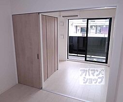 JR東海道・山陽本線 西大路駅 徒歩17分の賃貸マンション 5階1DKのリビング/ダイニング