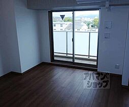 JR東海道・山陽本線 向日町駅 徒歩5分の賃貸マンション 4階2LDKのリビング/ダイニング