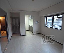 阪急京都本線 西院駅 徒歩5分の賃貸マンション 2階2Kのリビング/ダイニング