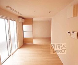 JR山陰本線 太秦駅 徒歩12分の賃貸アパート 2階1LDKのリビング/ダイニング