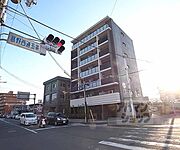 西京極駅より徒歩12分 1階 築6年の賃貸物件
