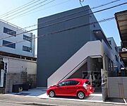 西大路駅より徒歩10分 1階 築9年の賃貸物件