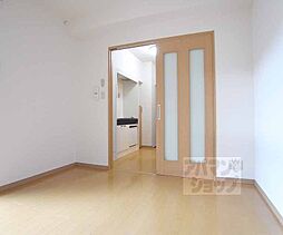 鳴滝グリーンハイツ 202 2階1Kのリビング/ダイニング