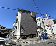 桂駅より徒歩2分 築52年9ヶ月 3階建の賃貸物件