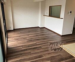 阪急嵐山線 上桂駅 徒歩14分の賃貸マンション 4階3LDKのリビング/ダイニング