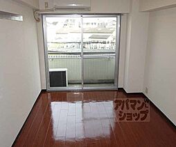 阪急嵐山線 上桂駅 徒歩14分の賃貸マンション 3階1Kのリビング/ダイニング