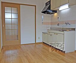 阪急嵐山線 上桂駅 徒歩2分の賃貸アパート 2階2DKのリビング/ダイニング