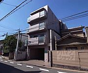 西京極駅より徒歩10分 3階 築33年6ヶ月の賃貸物件