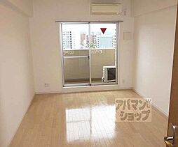 JR東海道・山陽本線 西大路駅 徒歩17分の賃貸マンション 8階1Kのリビング/ダイニング