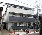 丹波口駅より徒歩5分 1階 築4年8ヶ月の賃貸物件