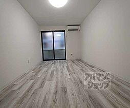 フォルトゥーナ広隆寺 110 1階1Kのリビング/ダイニング