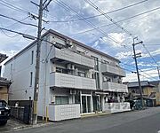 桂駅より徒歩10分 築40年11ヶ月 3階建の賃貸物件