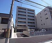 西京極駅より徒歩5分 3階 築11年8ヶ月の賃貸物件