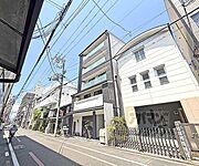 丸太町駅より徒歩3分 3階 築12年5ヶ月の賃貸物件