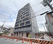 西京極駅より徒歩13分 8階 新築の賃貸物件