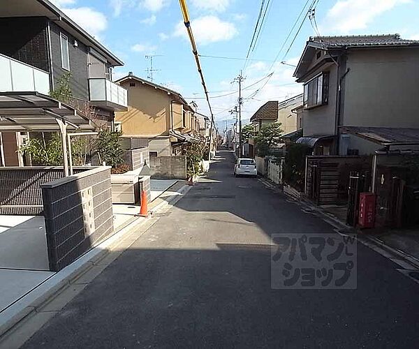 画像24:前面道路です。