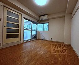 阪急京都本線 大宮駅 徒歩5分の賃貸マンション 8階1Kのリビング/ダイニング