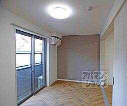 叡山電鉄叡山本線 宝ケ池駅 徒歩4分の賃貸マンション 1階1DKのリビング/ダイニング