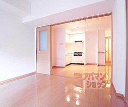 京都市営烏丸線 四条駅 徒歩5分の賃貸マンション 2階2LDKのリビング/ダイニング