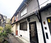 神宮丸太町駅より徒歩7分 築85年7ヶ月の賃貸物件