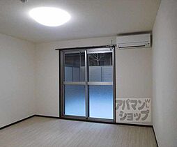 京都市営烏丸線 北大路駅 徒歩29分の賃貸マンション 1階1Kのリビング/ダイニング