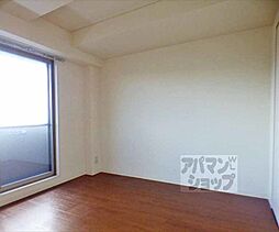 京都市営烏丸線 北大路駅 徒歩11分の賃貸マンション 4階1Kのリビング/ダイニング