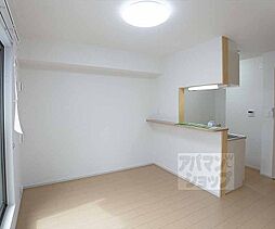 京都市営烏丸線 北大路駅 徒歩27分の賃貸アパート 2階1LDKのリビング/ダイニング